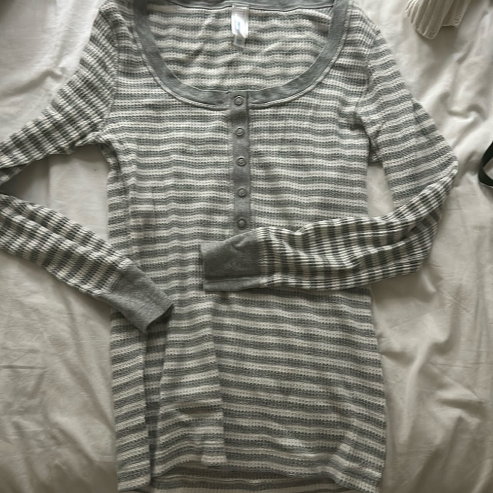 Gray stripe gap body long sleeve